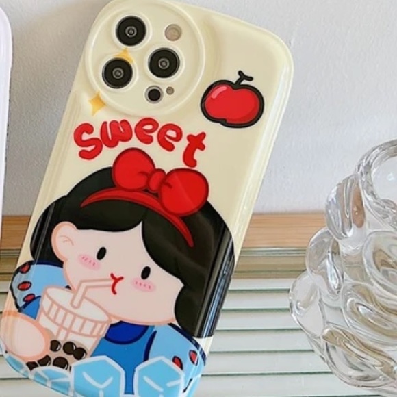 Snow White princess iPhone 12 case cover protector silicone Apple cartoon new - Picture 2 of 5